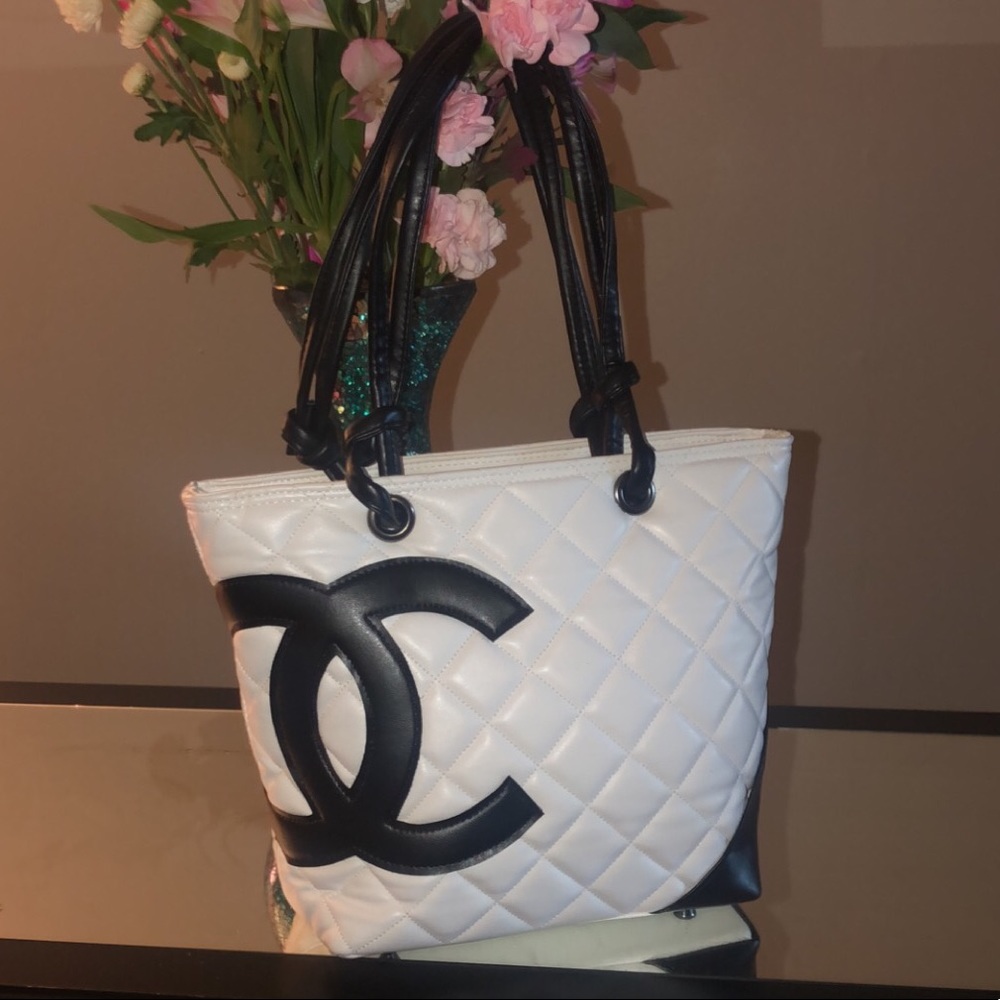 Chanel Shoulder Purse/ Bag